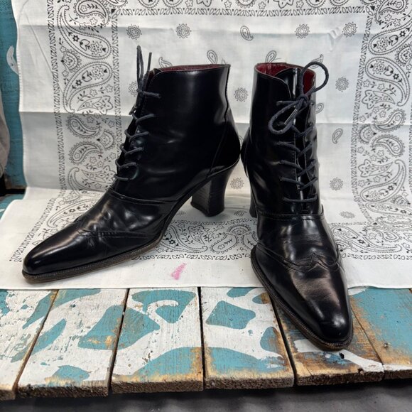 VTG DONNA KARAN OXFORD GRANNY/GOTH ANKLE BLACK LEATHER BOOTS SZ 7B - Picture 2 of 11